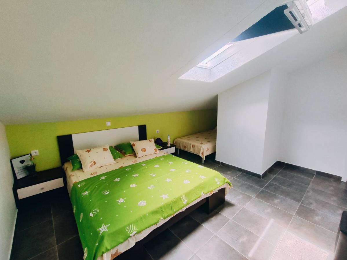Apartmani Nada Mustapic Brela Ngoại thất bức ảnh