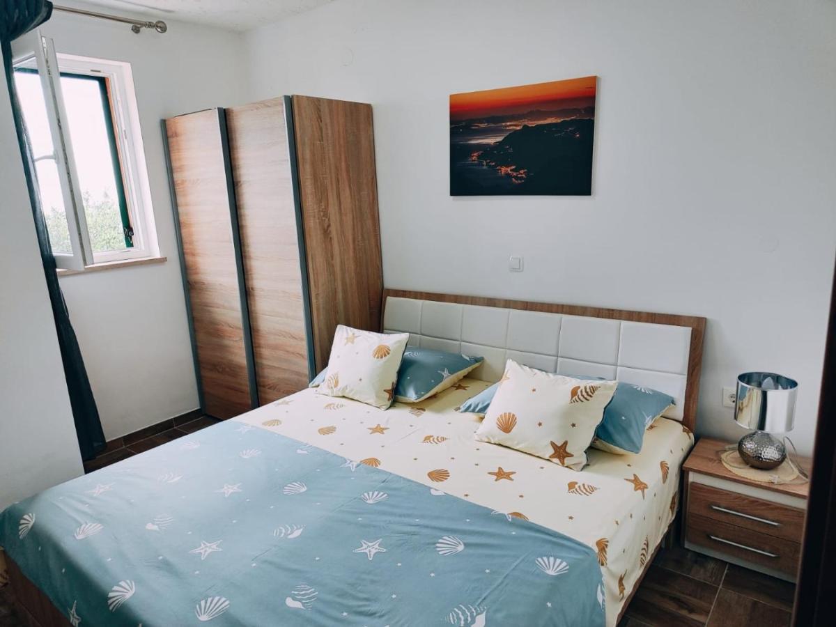 Apartmani Nada Mustapic Brela Ngoại thất bức ảnh