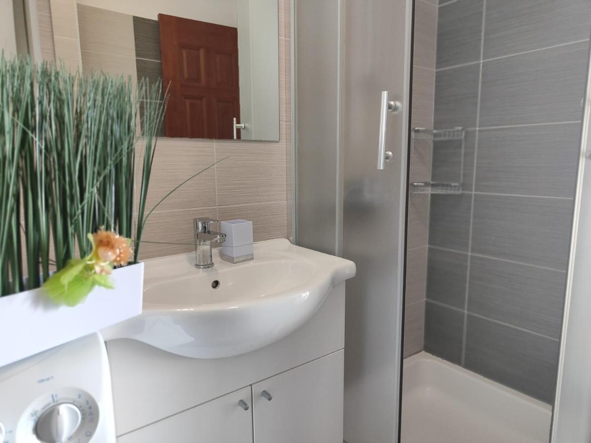 Apartmani Nada Mustapic Brela Ngoại thất bức ảnh