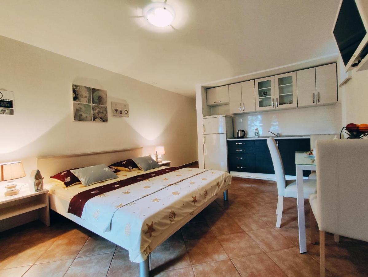 Apartmani Nada Mustapic Brela Ngoại thất bức ảnh