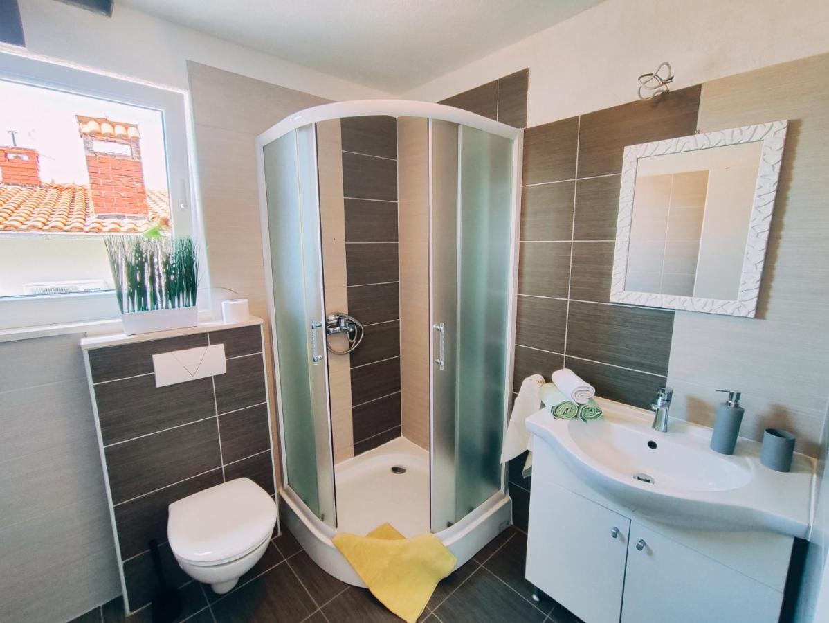 Apartmani Nada Mustapic Brela Ngoại thất bức ảnh