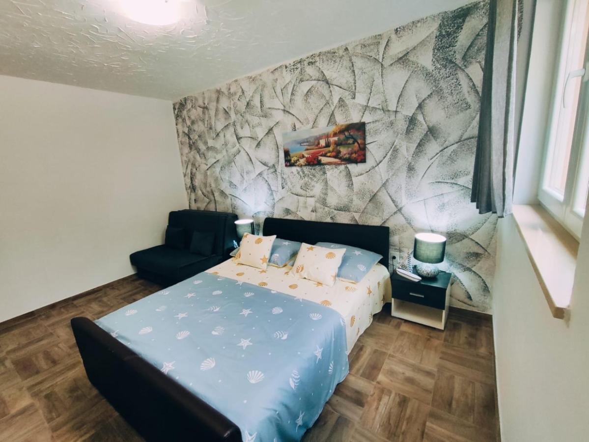 Apartmani Nada Mustapic Brela Ngoại thất bức ảnh