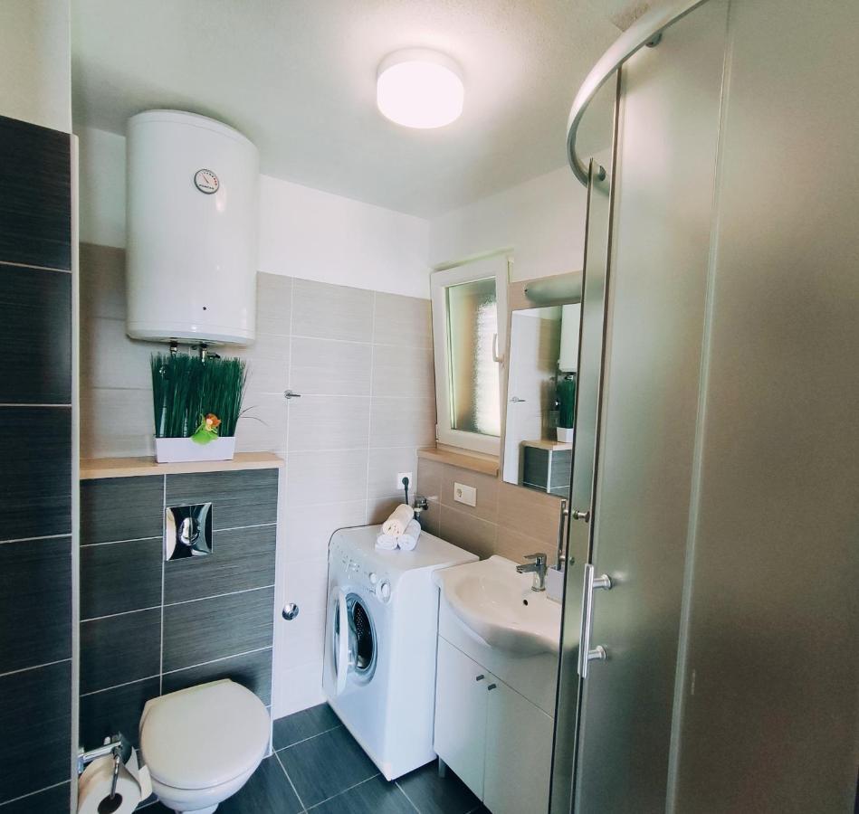 Apartmani Nada Mustapic Brela Ngoại thất bức ảnh